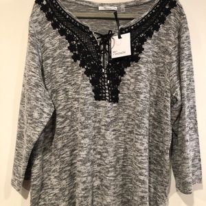 89th & Madison Marled Top